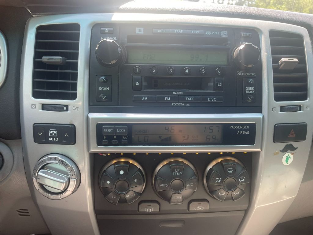 2005 Toyota 4Runner SR5 photo