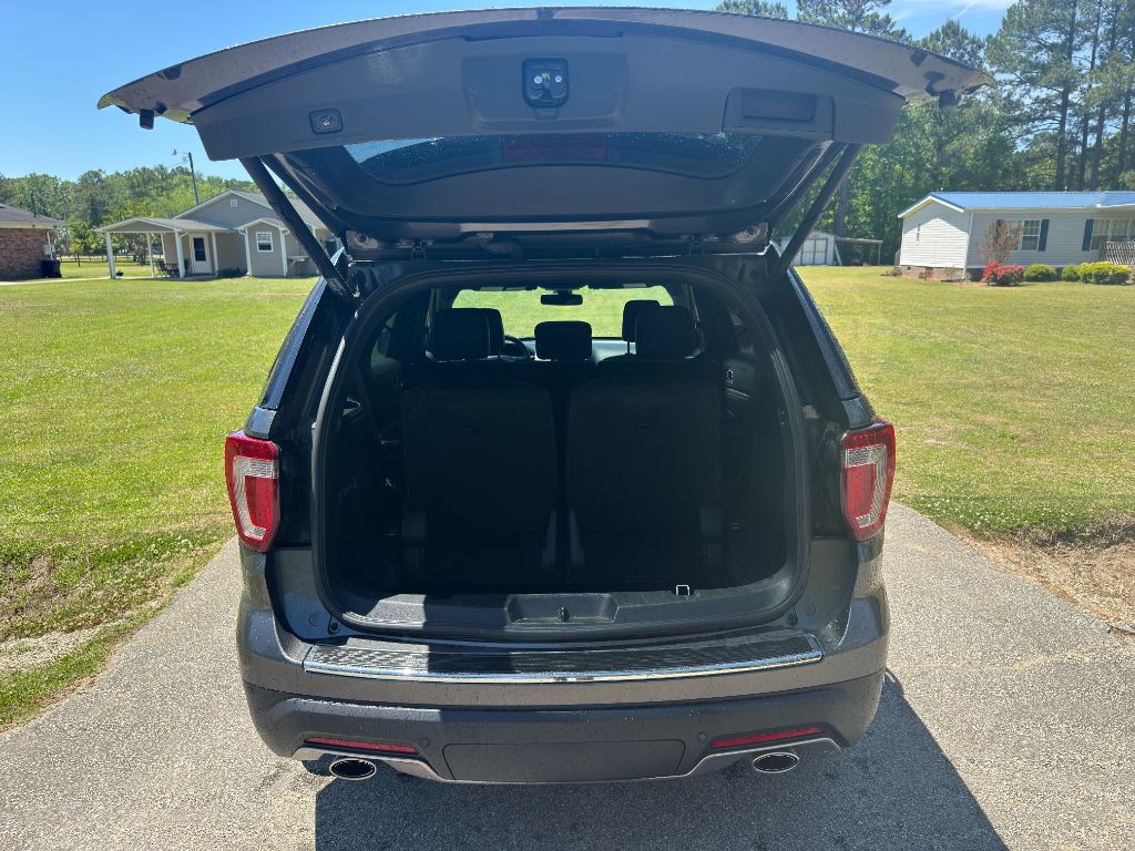 2018 Ford Explorer Limited photo