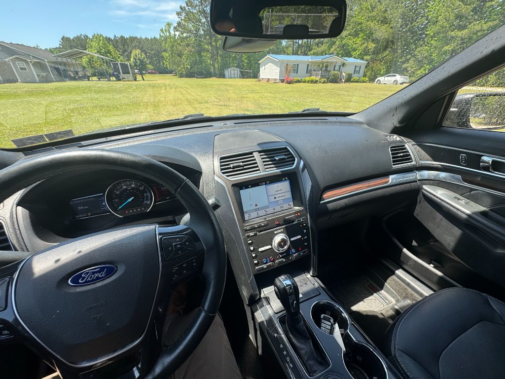 2018 Ford Explorer Limited photo