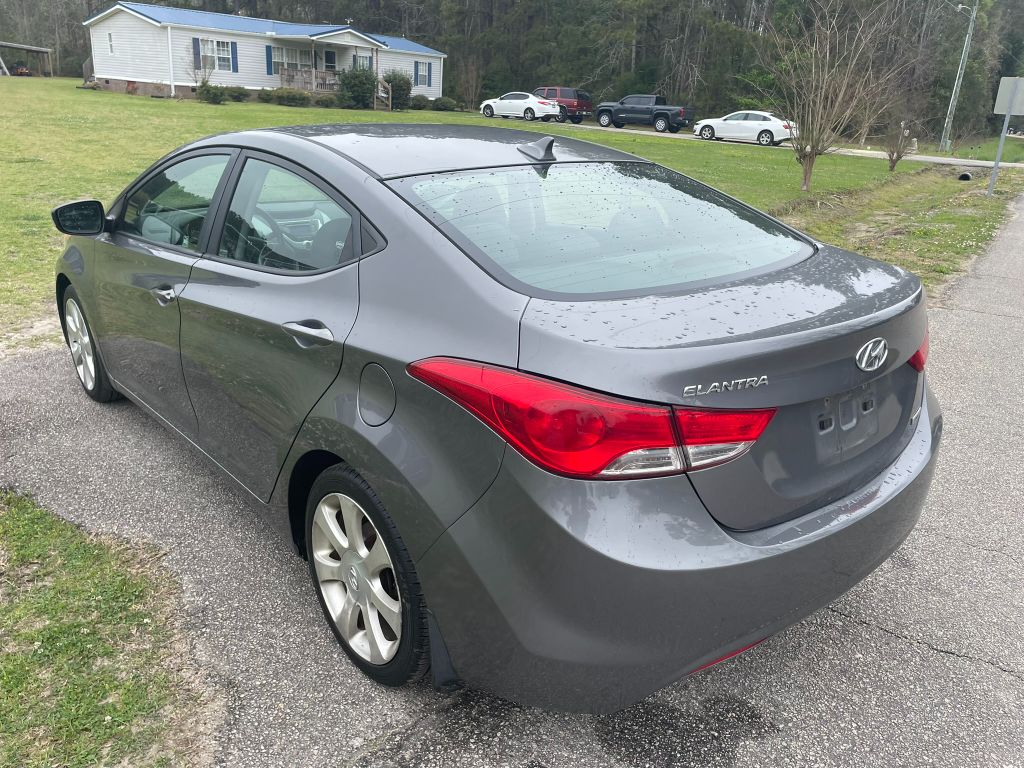 2012 Hyundai Elantra GLS photo