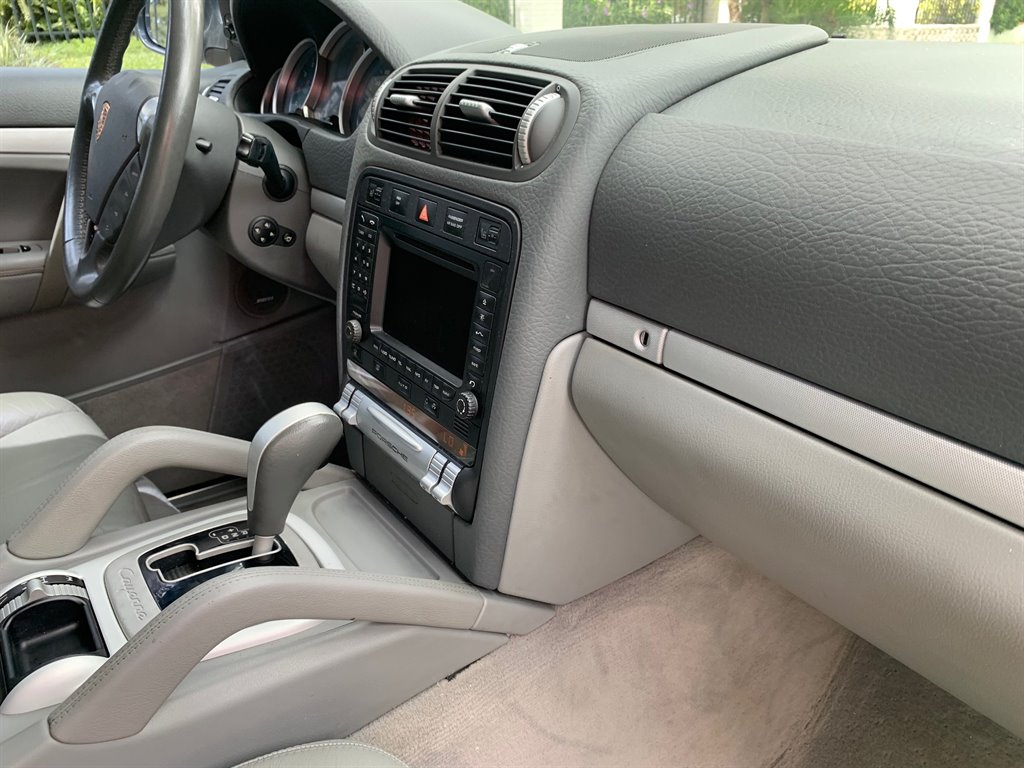 2006 Porsche Cayenne S photo