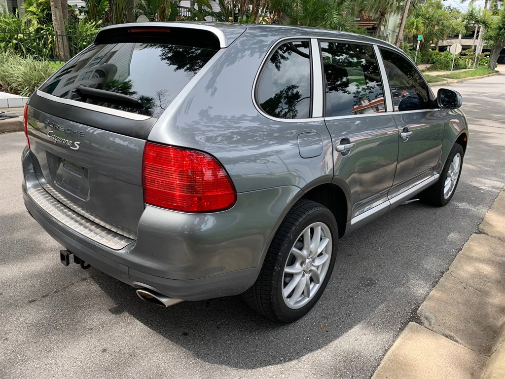 2006 Porsche Cayenne S photo