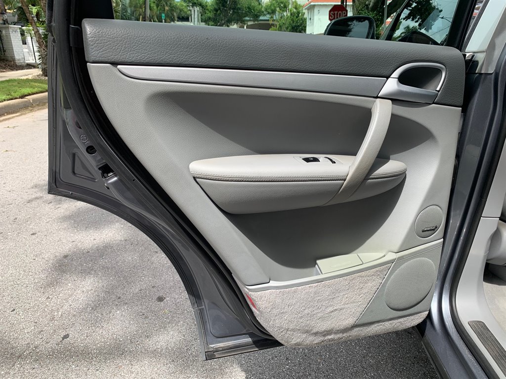 2006 Porsche Cayenne S photo