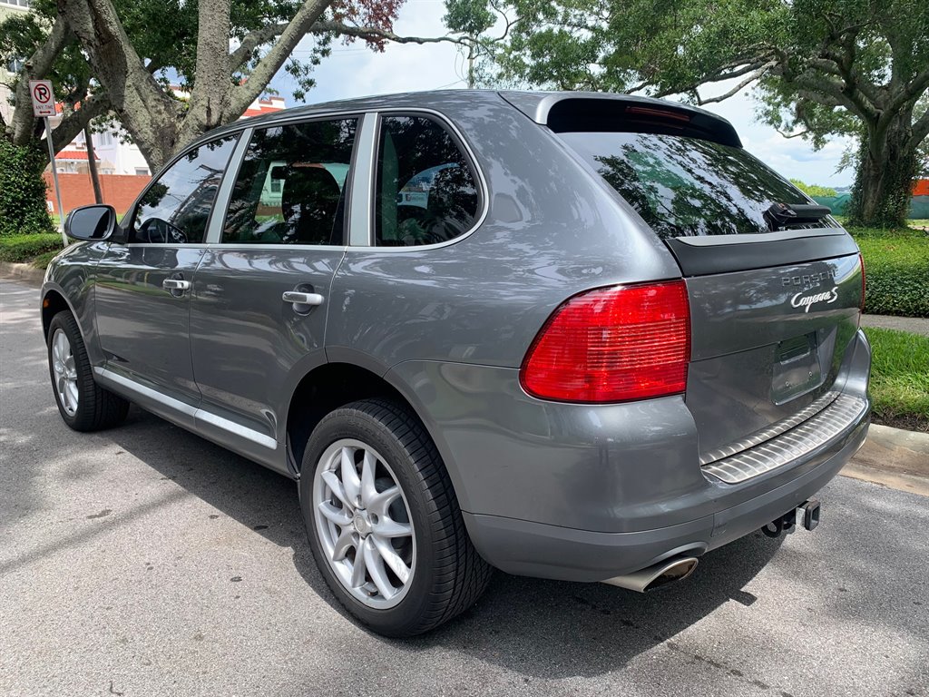 2006 Porsche Cayenne S photo