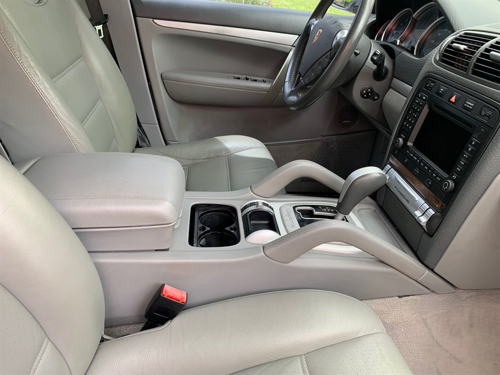2006 Porsche Cayenne S photo