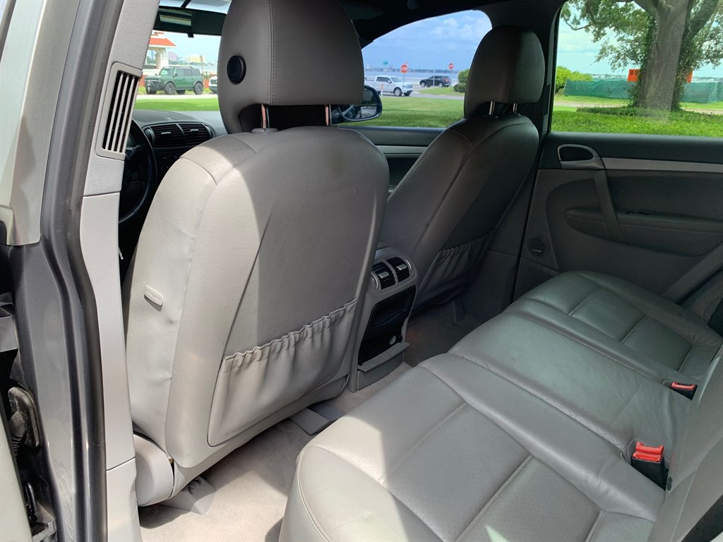 2006 Porsche Cayenne S photo