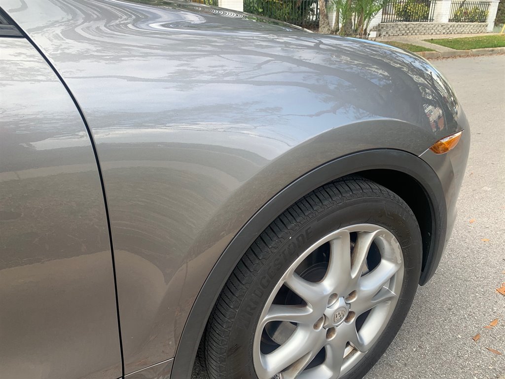 2011 Porsche Cayenne S photo