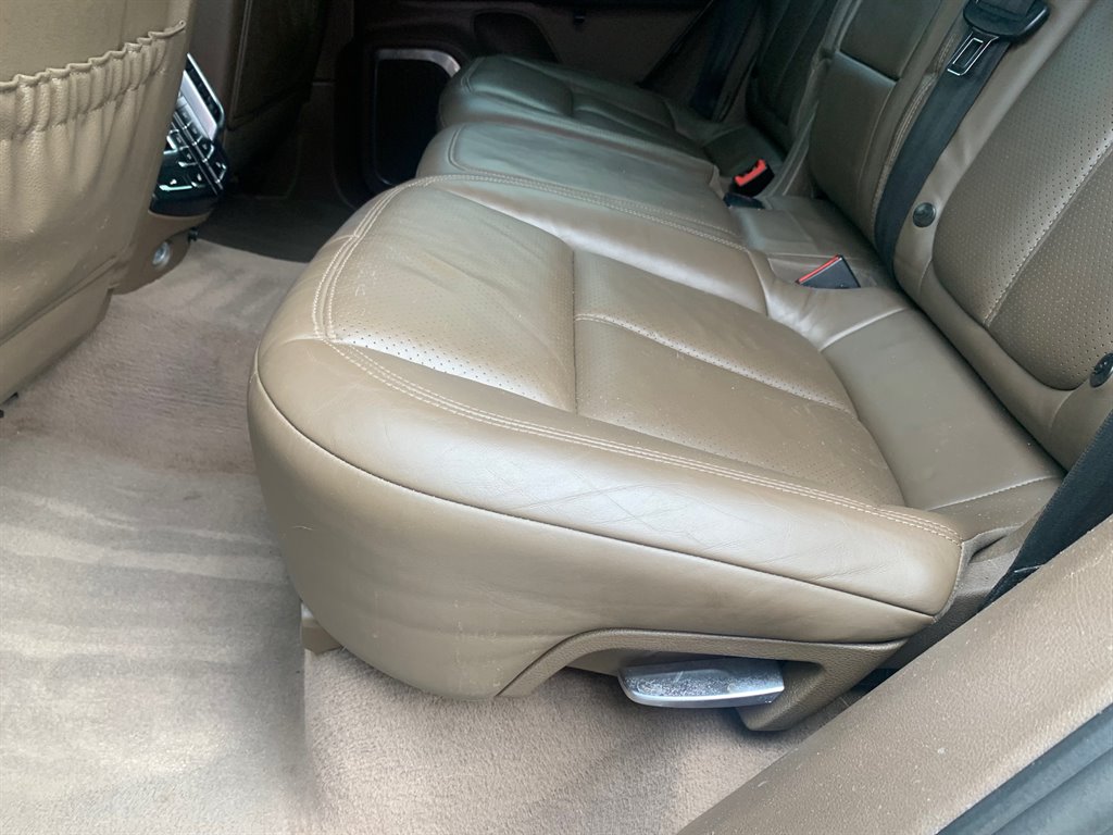 2011 Porsche Cayenne S photo