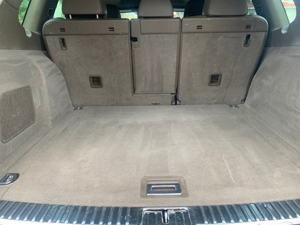 2011 Porsche Cayenne S photo