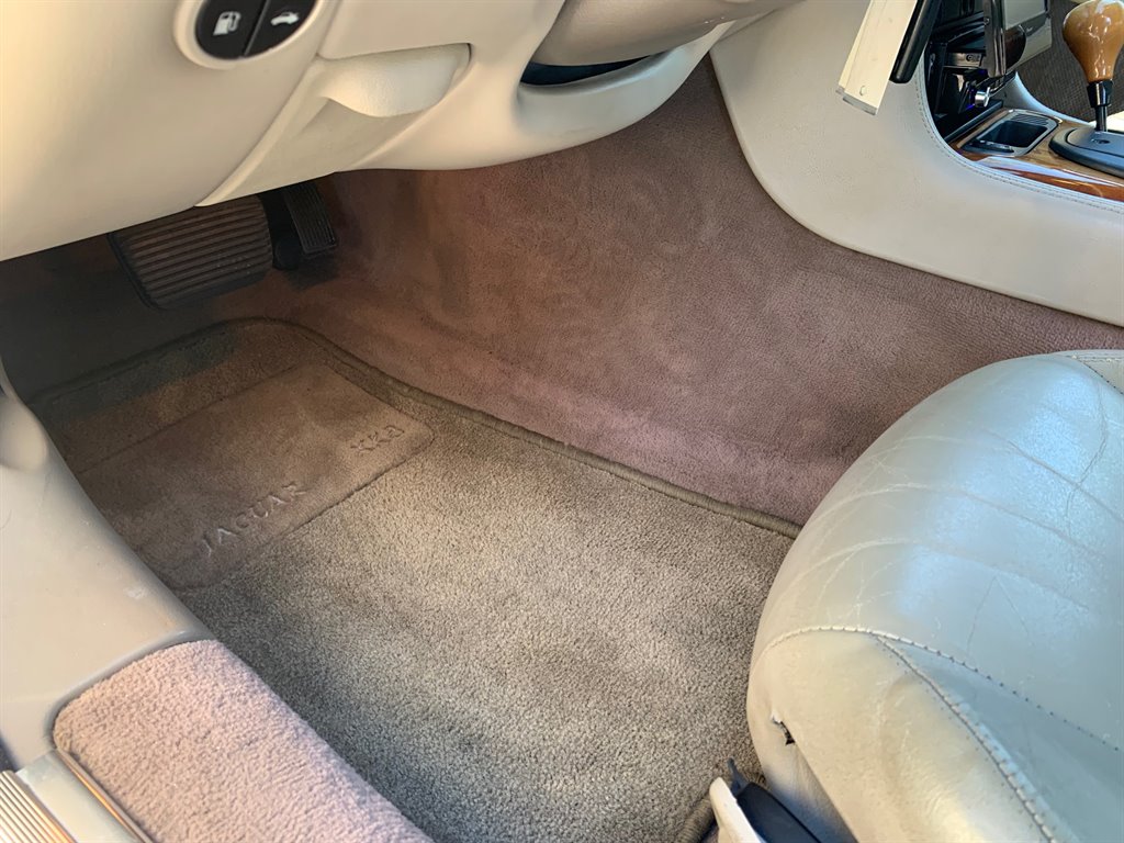 1999 Jaguar XK - $6,917