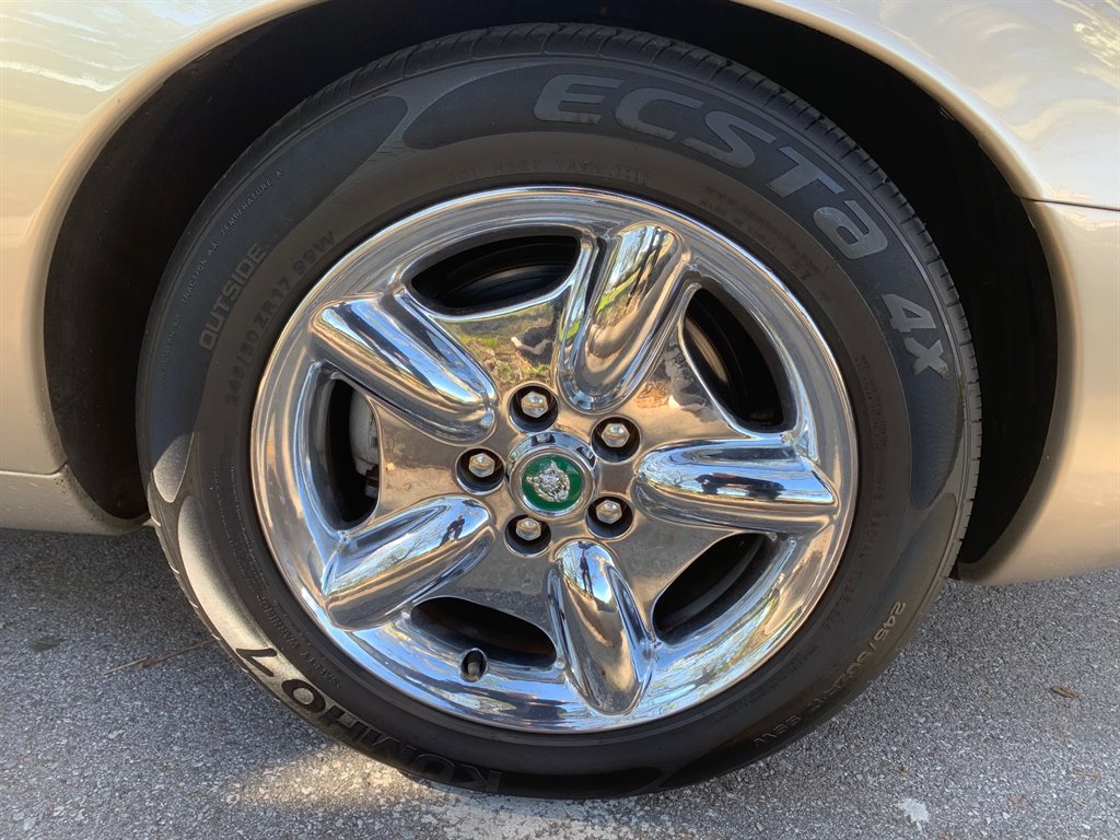 1999 Jaguar XK - $6,917