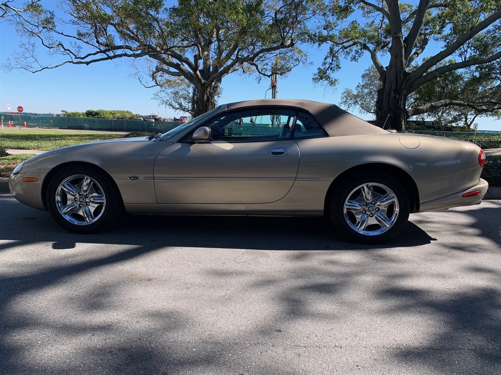 1999 Jaguar XK - $6,917