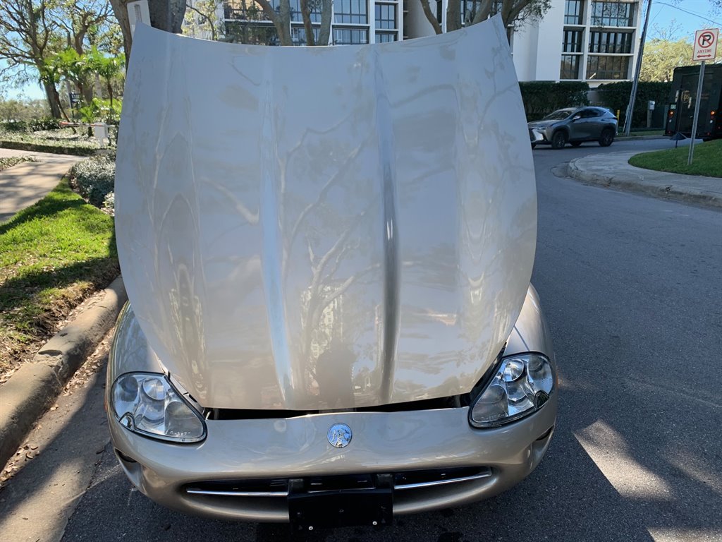 1999 Jaguar XK - $6,917