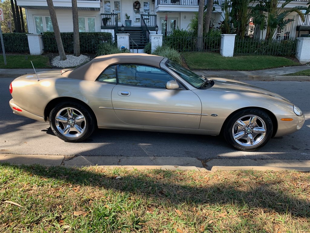 1999 Jaguar XK - $6,917
