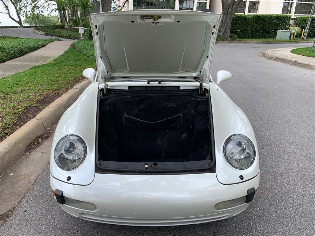 1995 Porsche 911 Carrera photo
