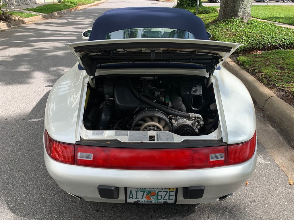 1995 Porsche 911 Carrera photo