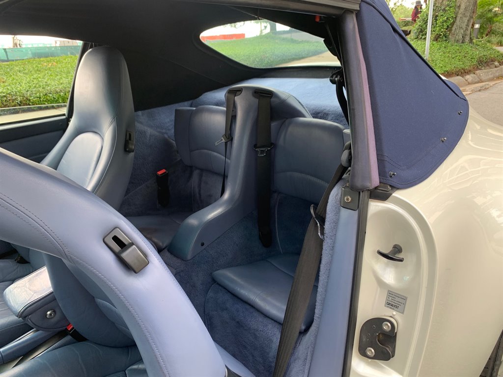 1995 Porsche 911 Carrera photo