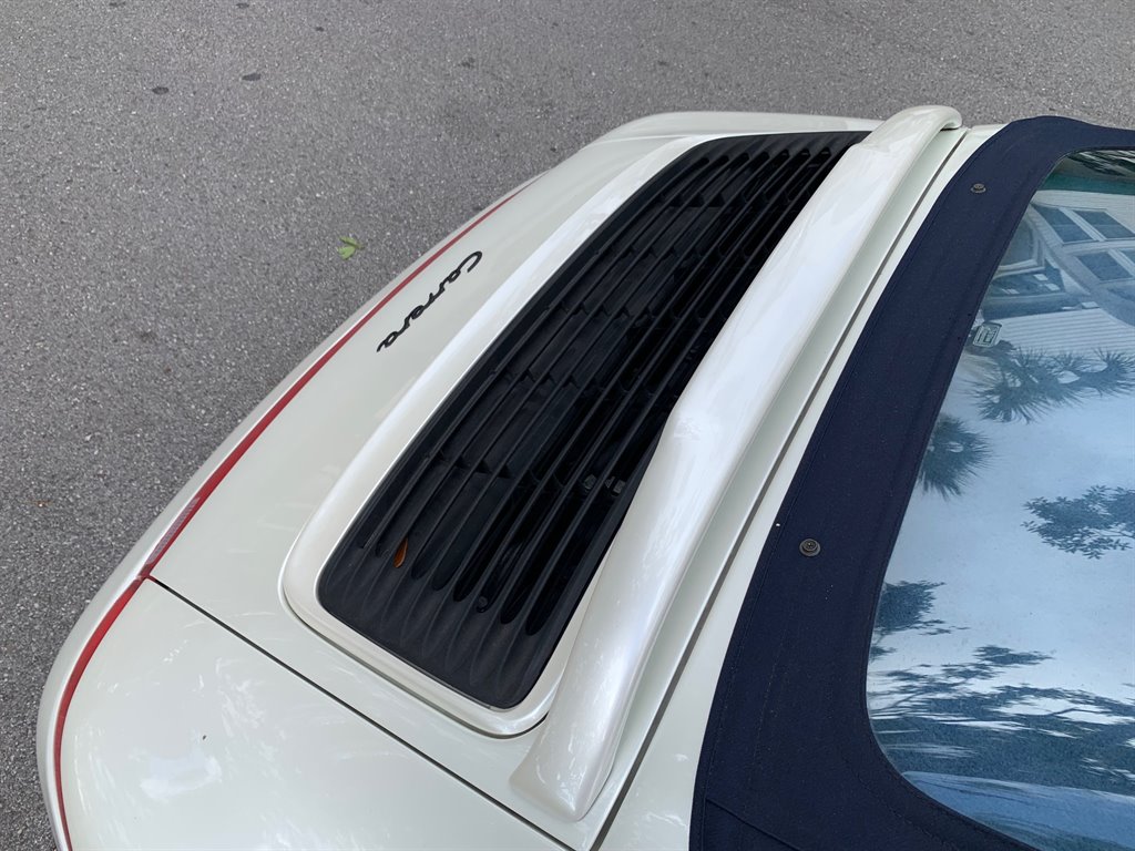 1995 Porsche 911 Carrera photo