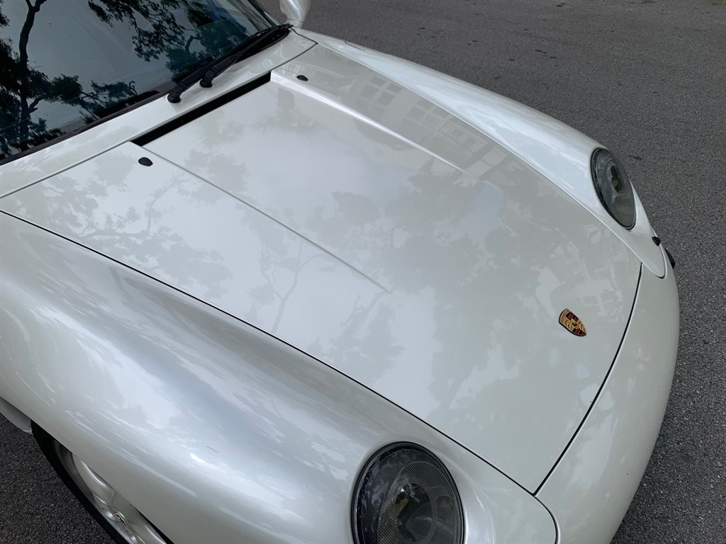 1995 Porsche 911 Carrera photo