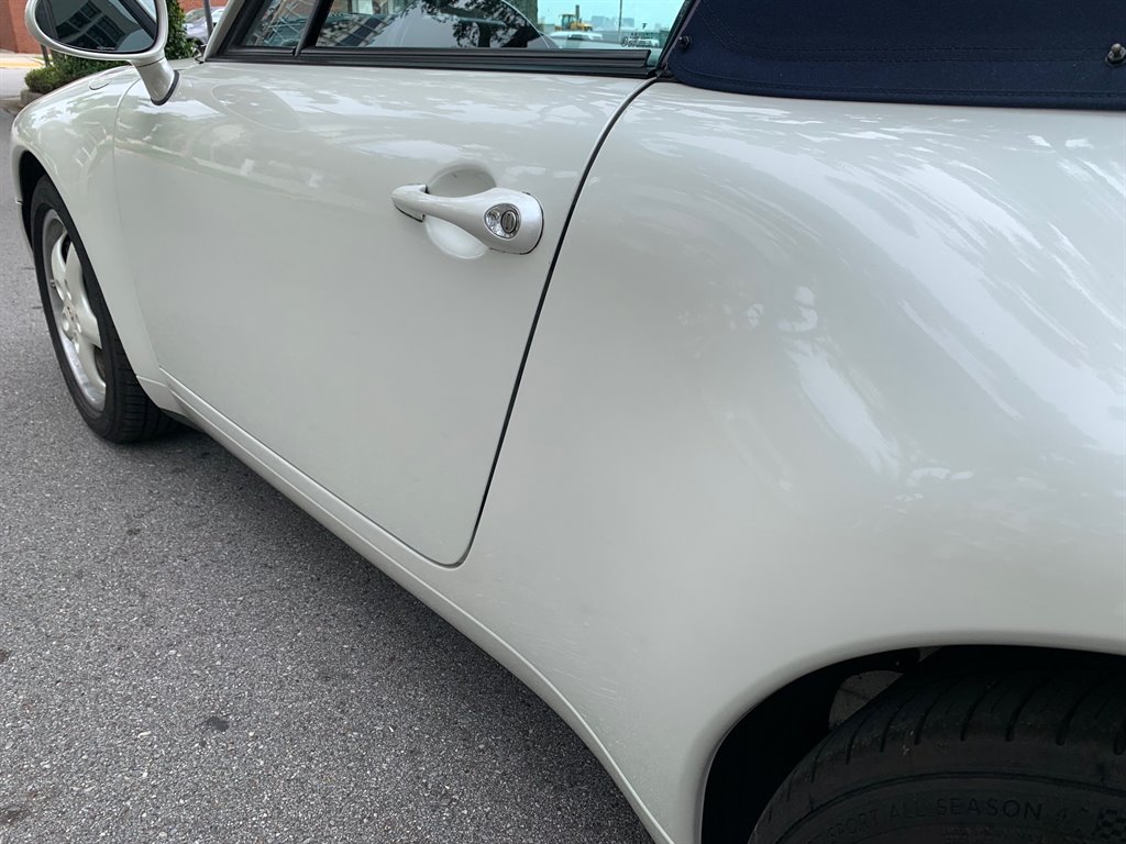 1995 Porsche 911 Carrera photo