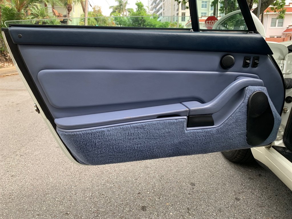1995 Porsche 911 Carrera photo