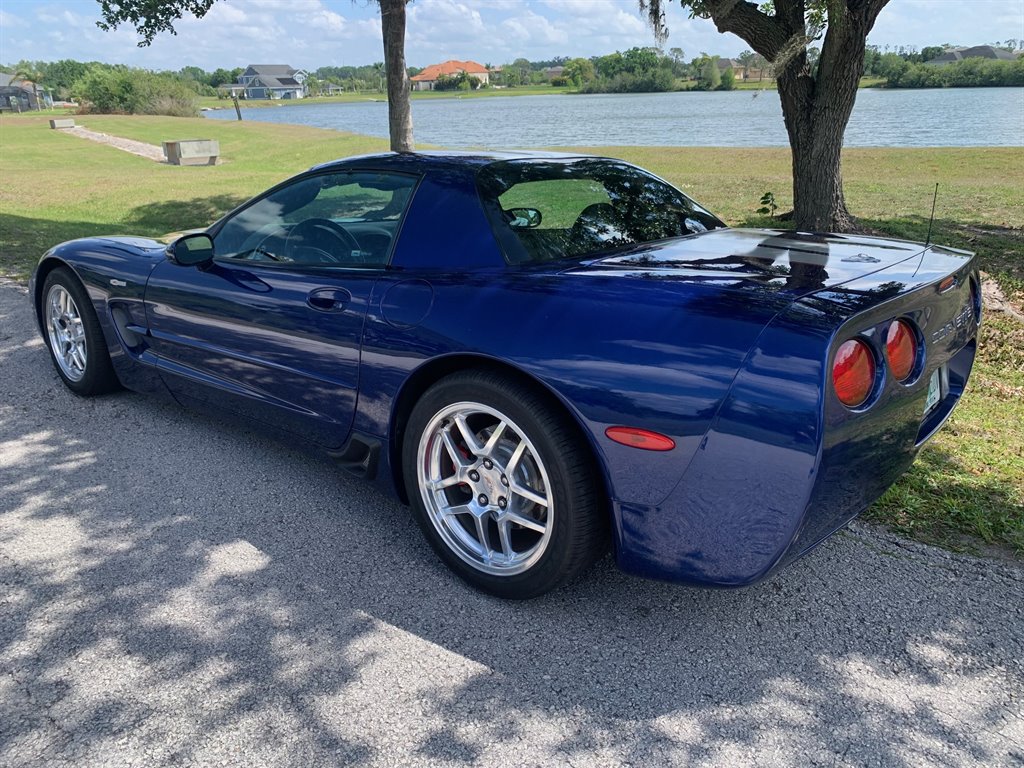 2004 Chevrolet Corvette Z06 photo