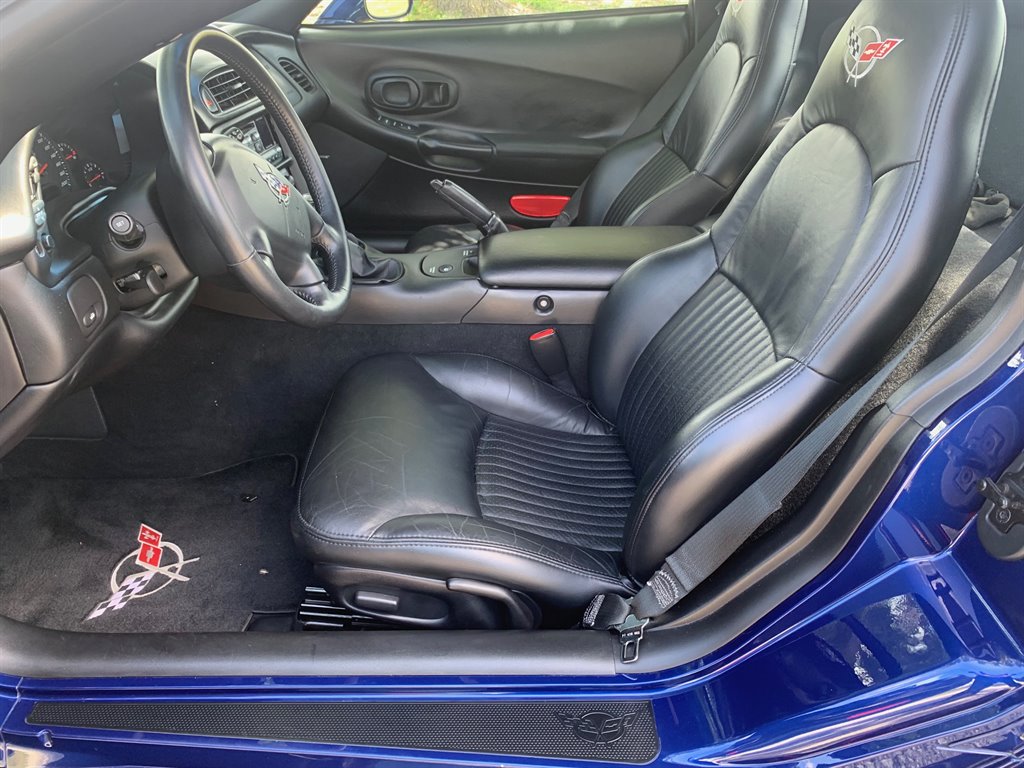 2004 Chevrolet Corvette Z06 photo