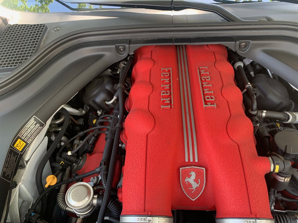 2014 Ferrari California photo