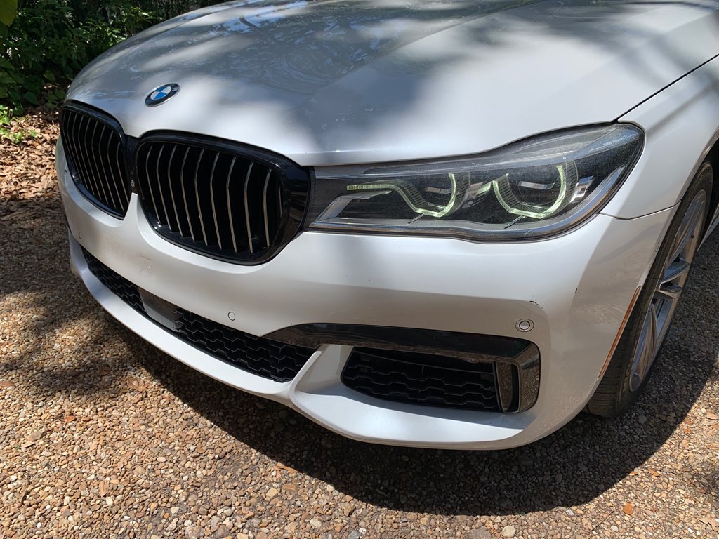 2016 BMW 7-Series 750xi photo