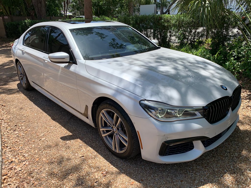 2016 BMW 7-Series 750xi photo