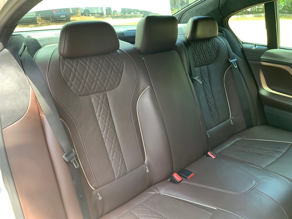 2016 BMW 7-Series 750xi photo