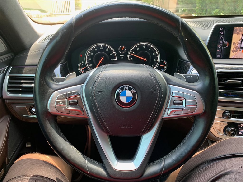 2016 BMW 7-Series 750xi photo