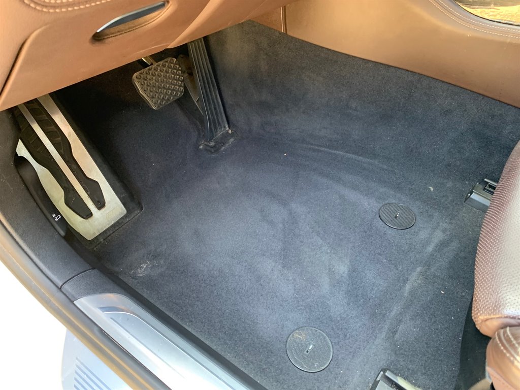 2016 BMW 7-Series 750xi photo