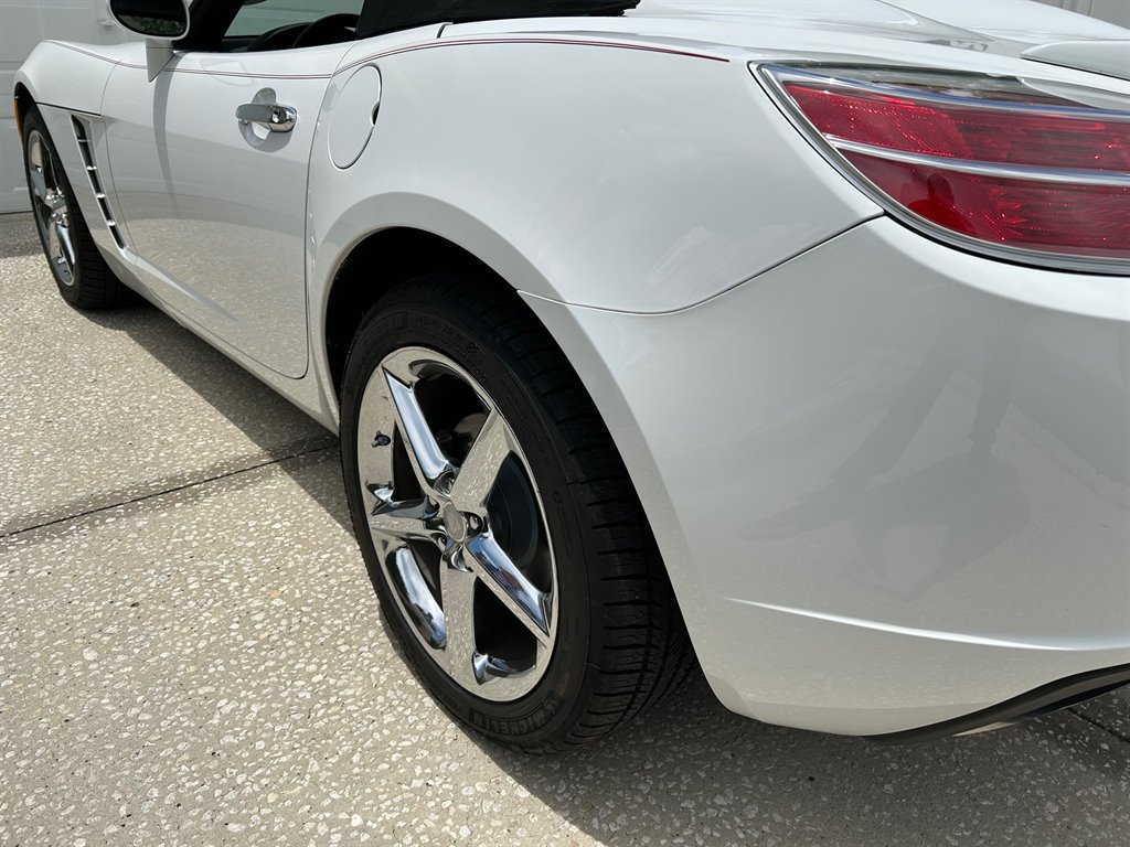 2008 Saturn SKY - $23,917