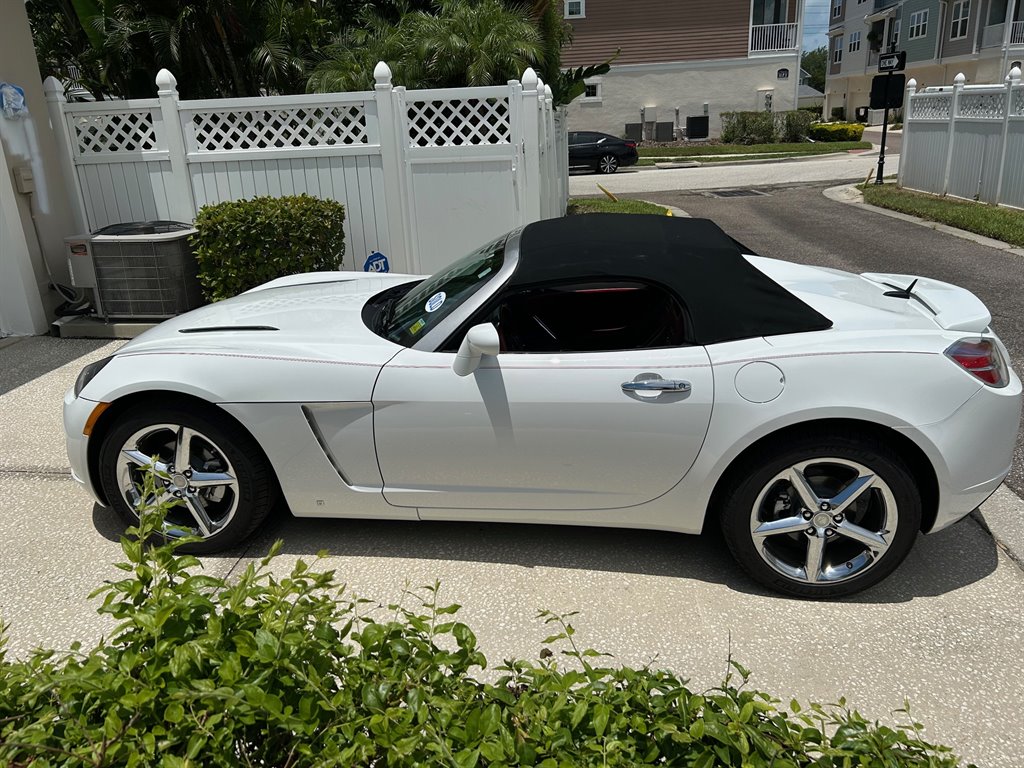 2008 Saturn SKY - $23,917
