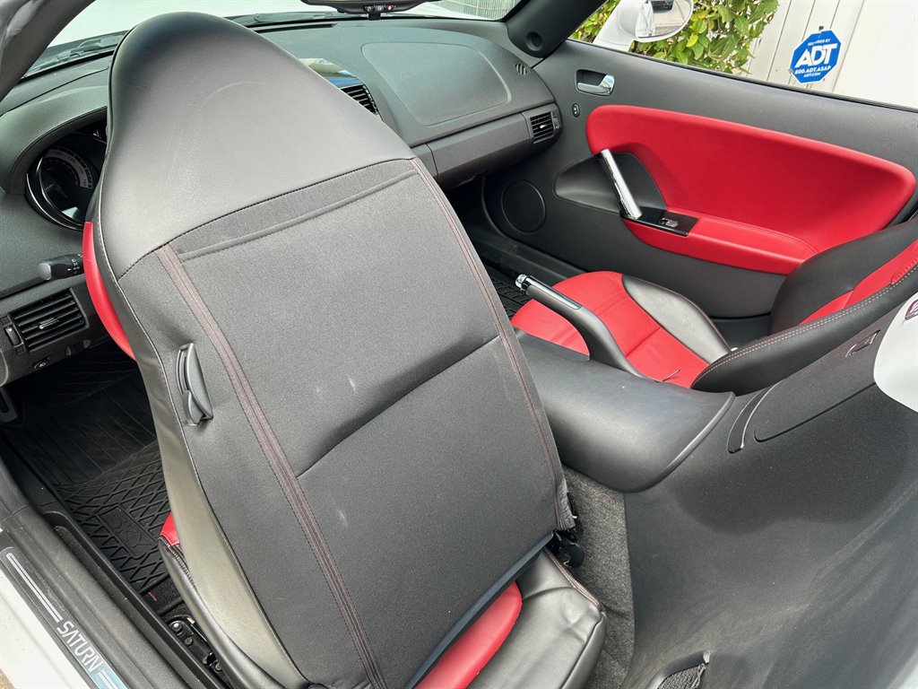 2008 Saturn SKY - $23,917