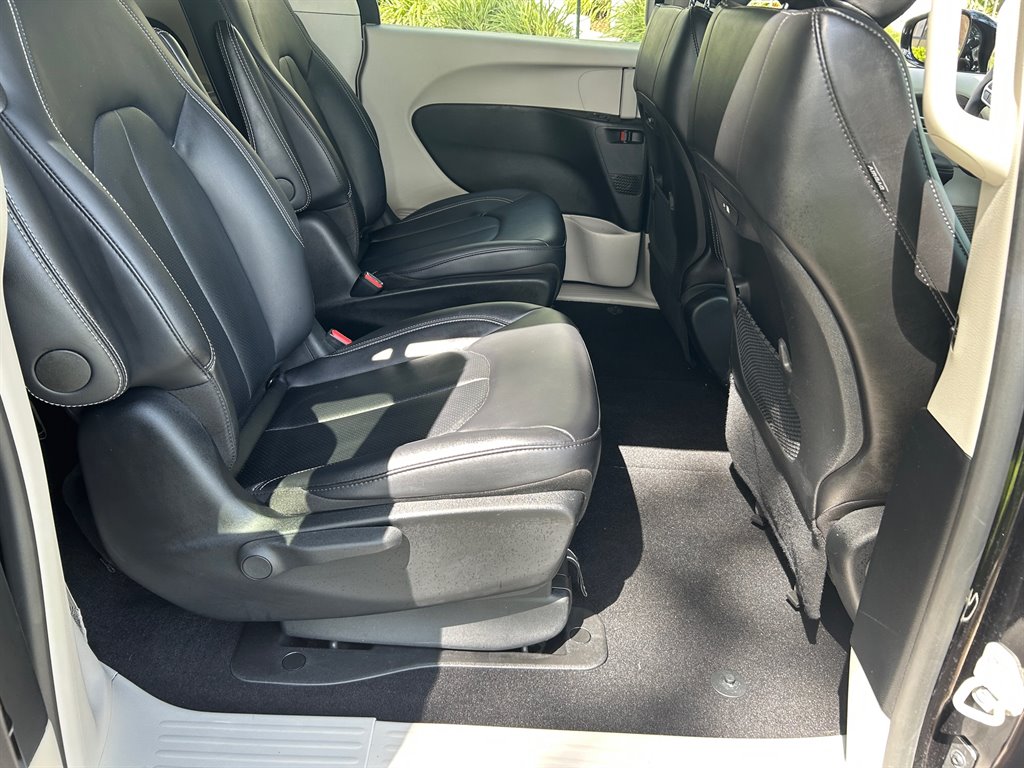 2024 Chrysler Pacifica - $32,949