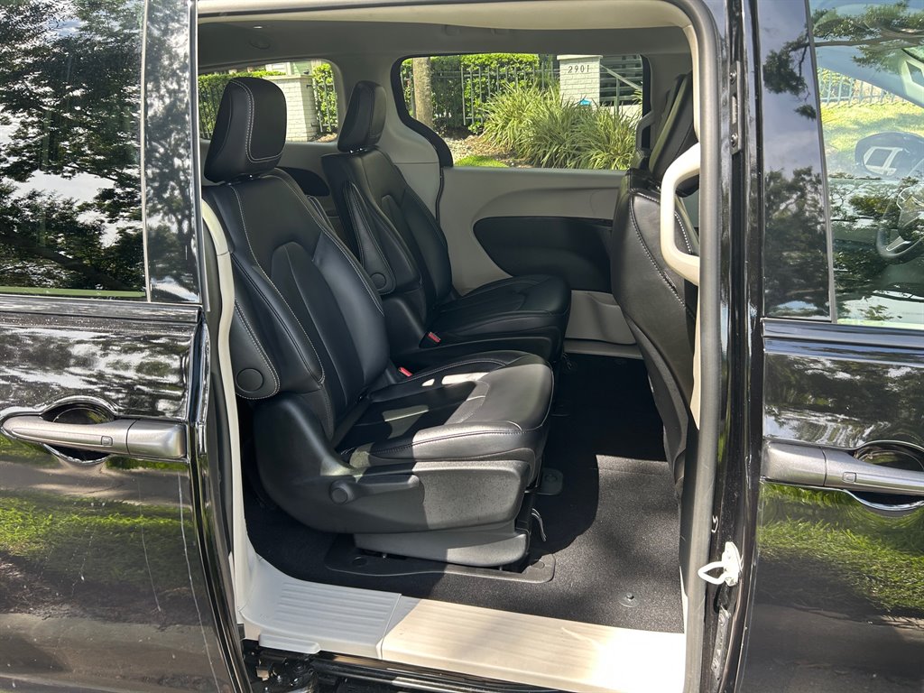 2024 Chrysler Pacifica - $32,949