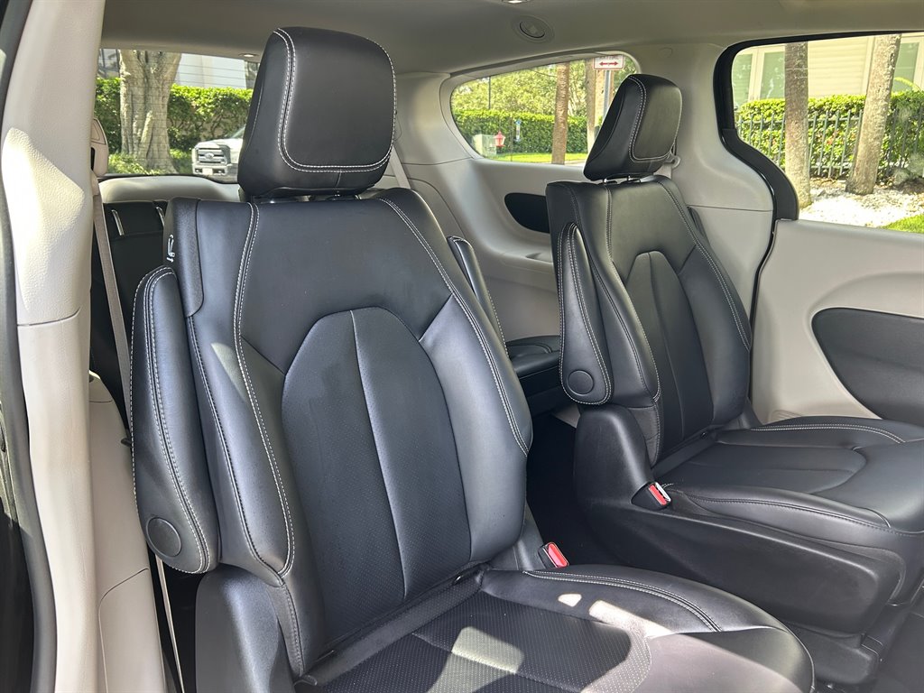 2024 Chrysler Pacifica - $32,949