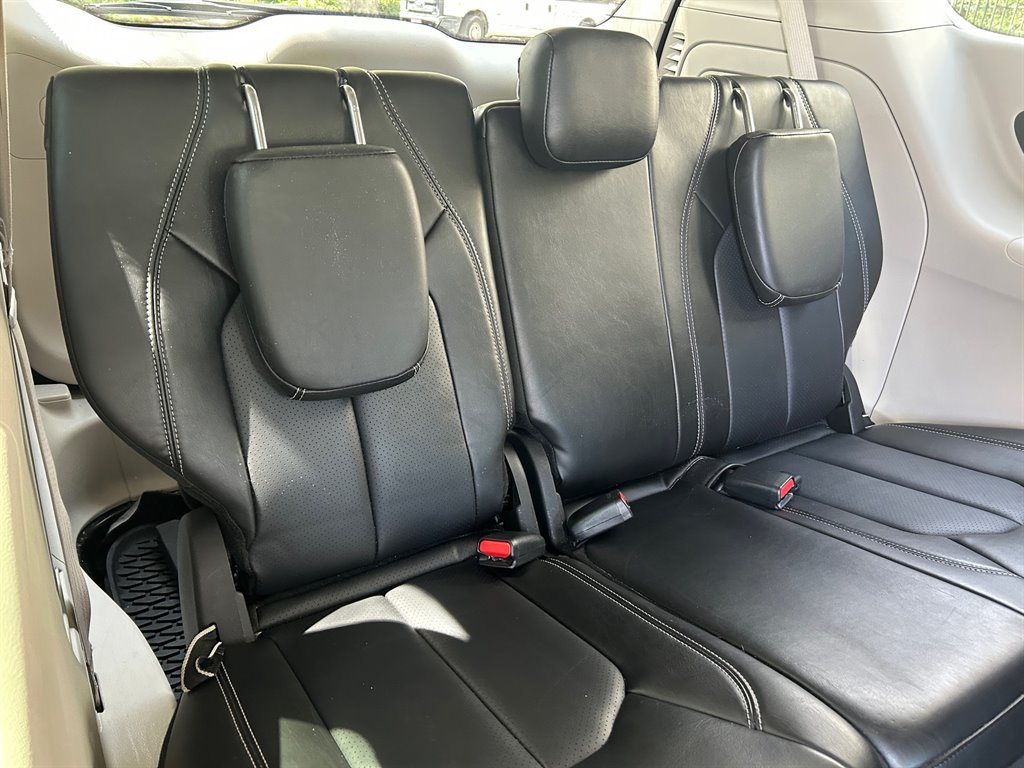 2024 Chrysler Pacifica - $32,949