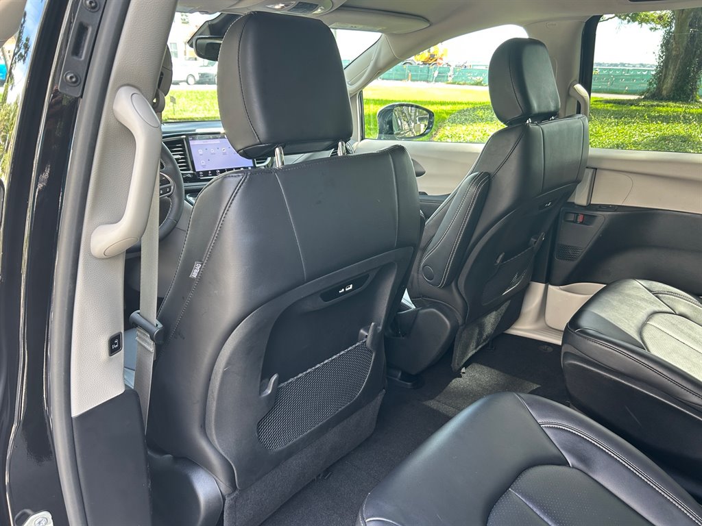 2024 Chrysler Pacifica - $32,949