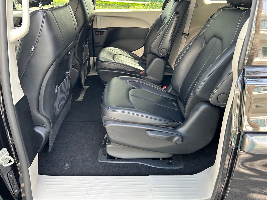 2024 Chrysler Pacifica - $32,949