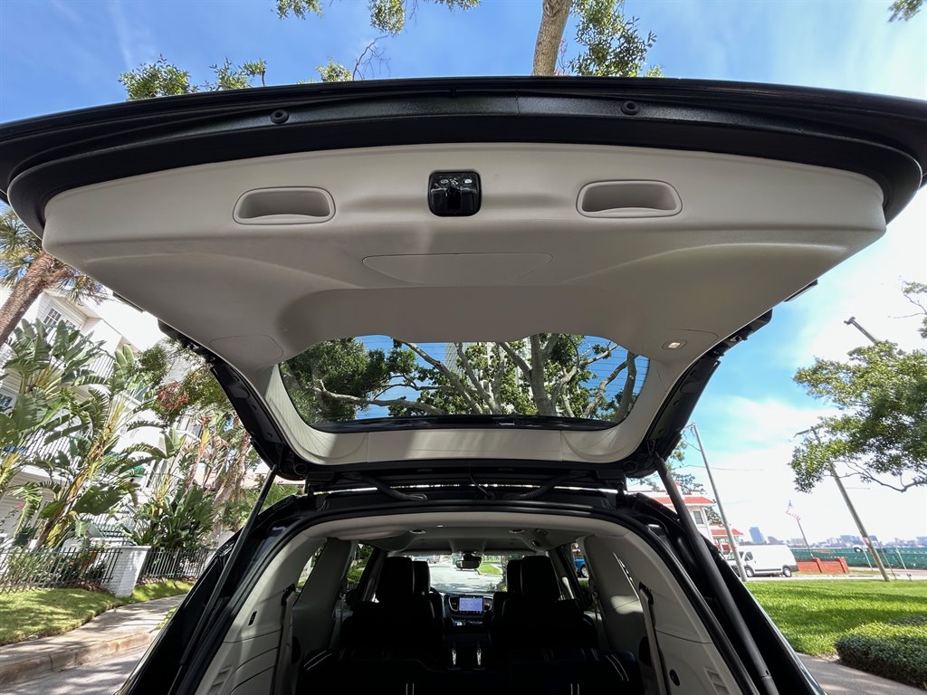2024 Chrysler Pacifica - $32,949