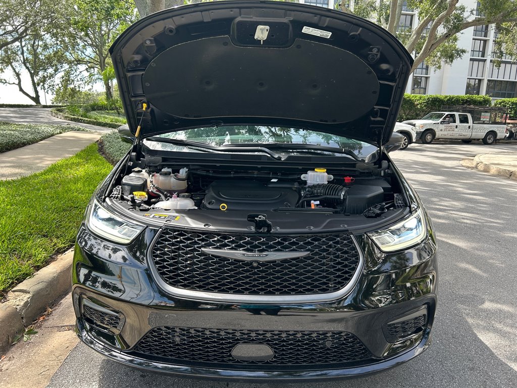 2024 Chrysler Pacifica - $32,949