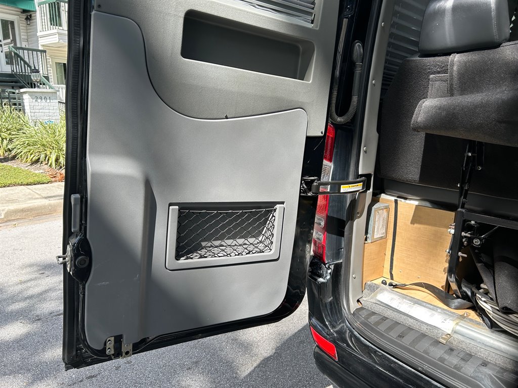 2010 Freightliner Sprinter - $55,917