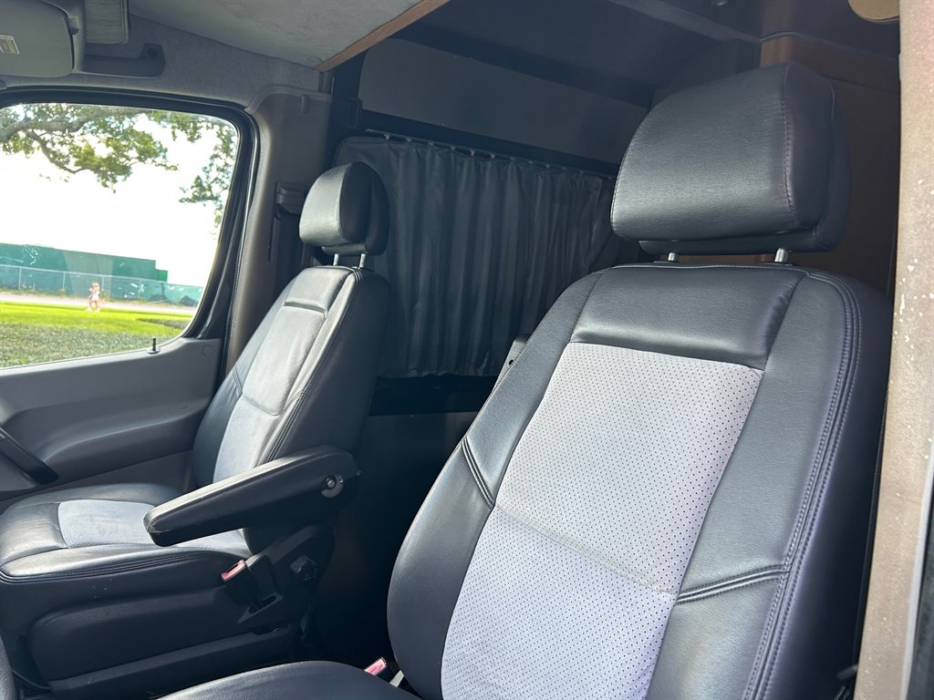 2010 Freightliner Sprinter - $55,917