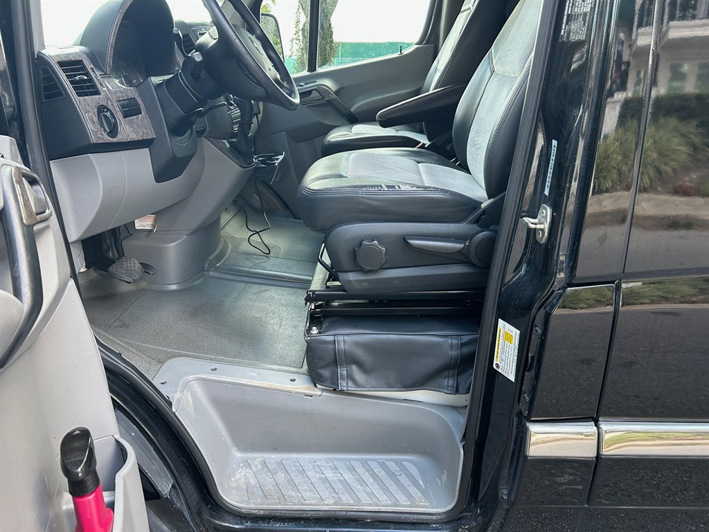 2010 Freightliner Sprinter - $55,917