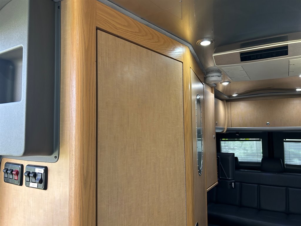 2010 Freightliner Sprinter - $55,917