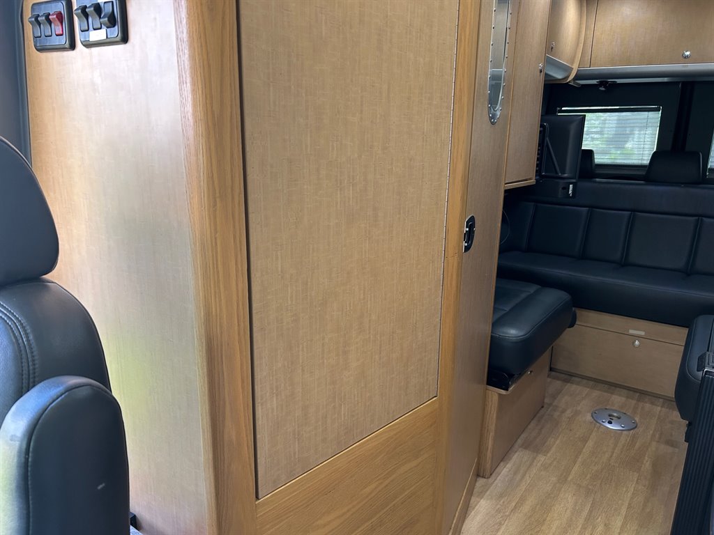 2010 Freightliner Sprinter - $55,917
