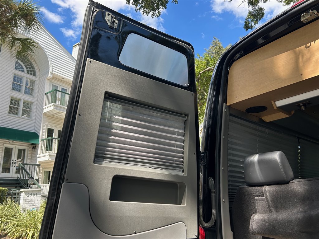 2010 Freightliner Sprinter - $55,917
